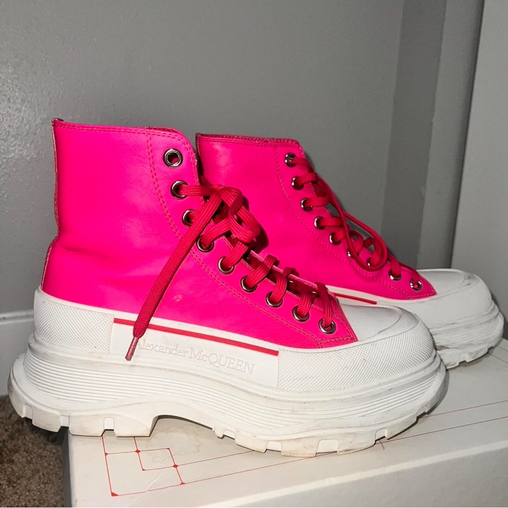 Pink Alexander McQueen boots